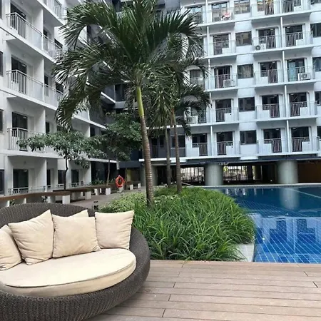 Shore Residences Condo Moa Naia With Netflix Wifi Access